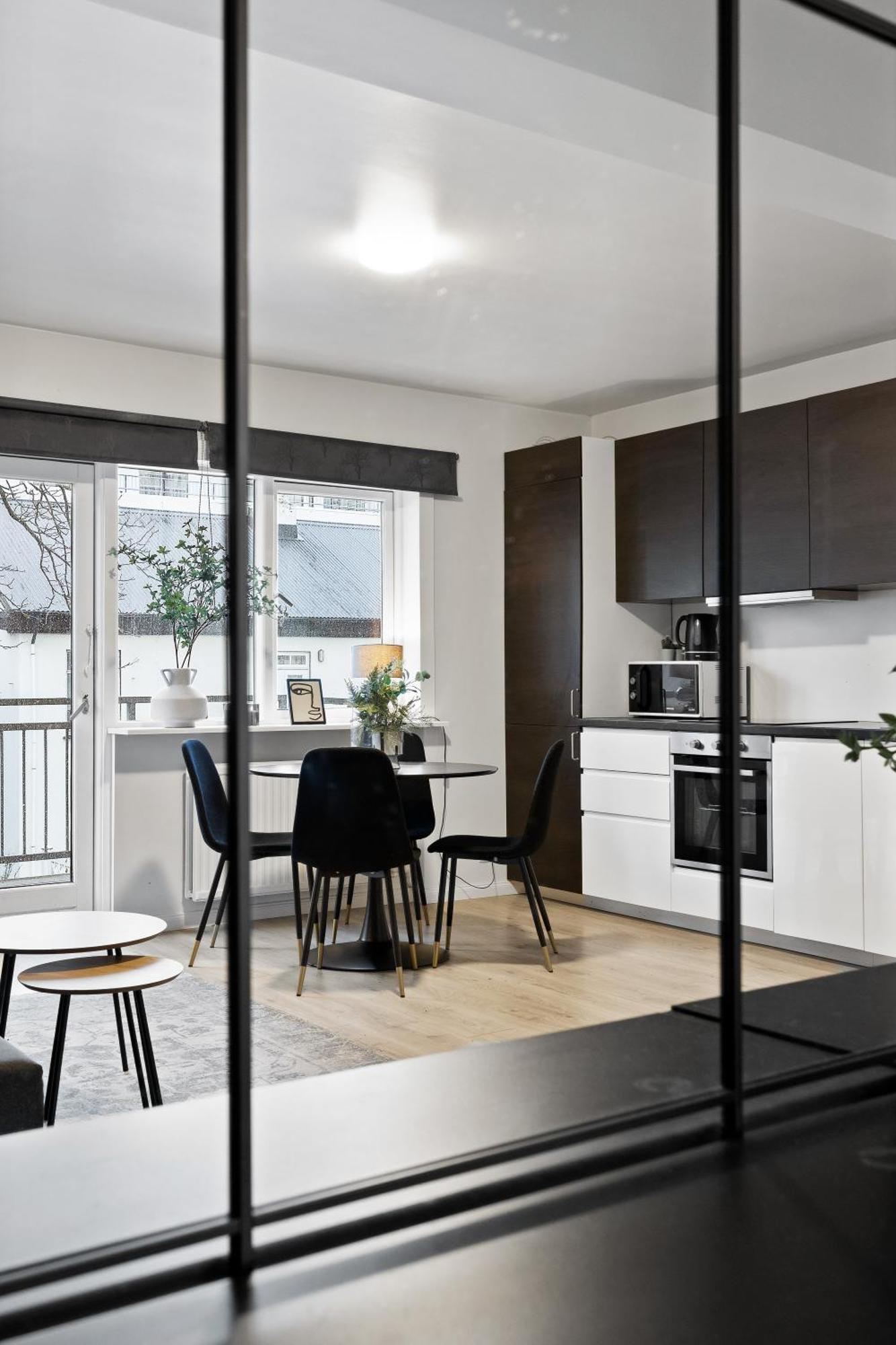 Lokastigur Charming And Inviting Apartment Reykjavík Exteriör bild