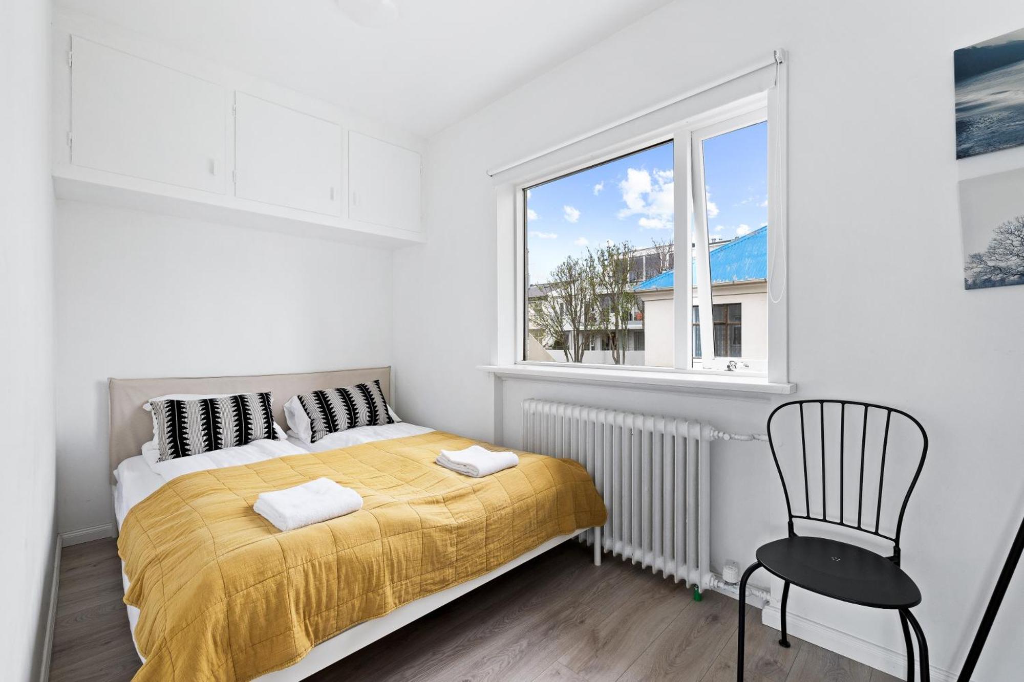 Lokastigur Charming And Inviting Apartment Reykjavík Exteriör bild
