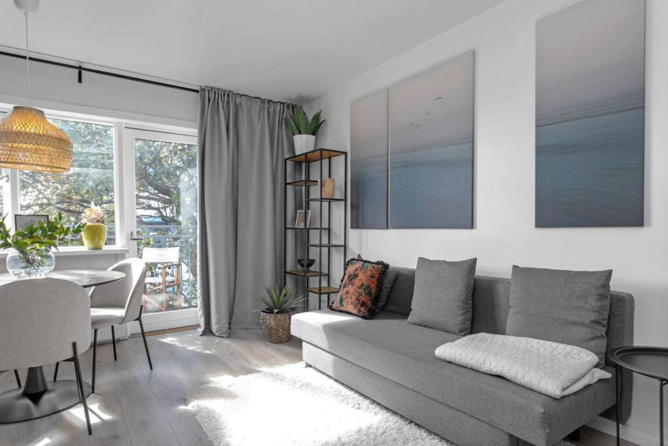 Lokastigur Charming And Inviting Apartment Reykjavík Exteriör bild